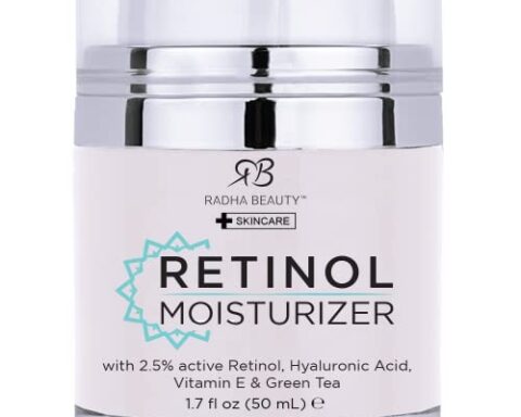 A daily essential for smoother, radiant skin — 2.5% Retinol Face Cream with Hyaluronic Acid, Vitamin E & Green Tea, 1.7 fl oz