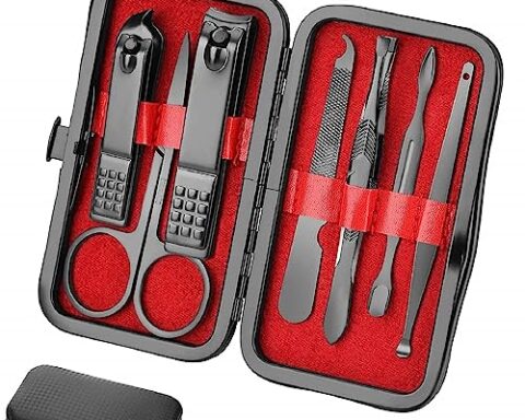 A practical gift for travelers: 7‑piece Stainless Steel Manicure & Pedicure Kit with Enlarged Men's Clippers and PU Travel Case