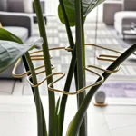 A practical adjustable wrought-iron plant support (1pc) — metal stabilizer & climbing trainer for potted plants