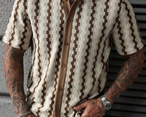 Manfinity CasualCool Men's Plaid Short Sleeve Single-Breasted Casual Loose Shirt Brown And White Shi