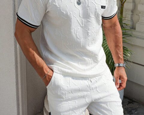 Manfinity Homme Men's Round Neck Embossed Short Sleeve T-Shirt And Drawstring Shorts Set, Summer Sum